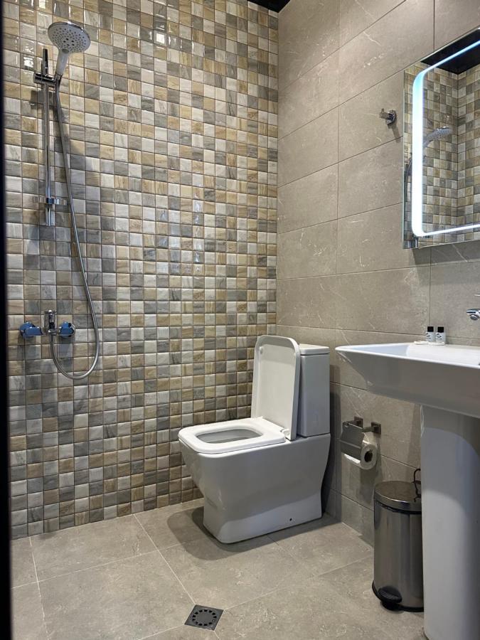 Hotel Light Palace Батуми Екстериор снимка